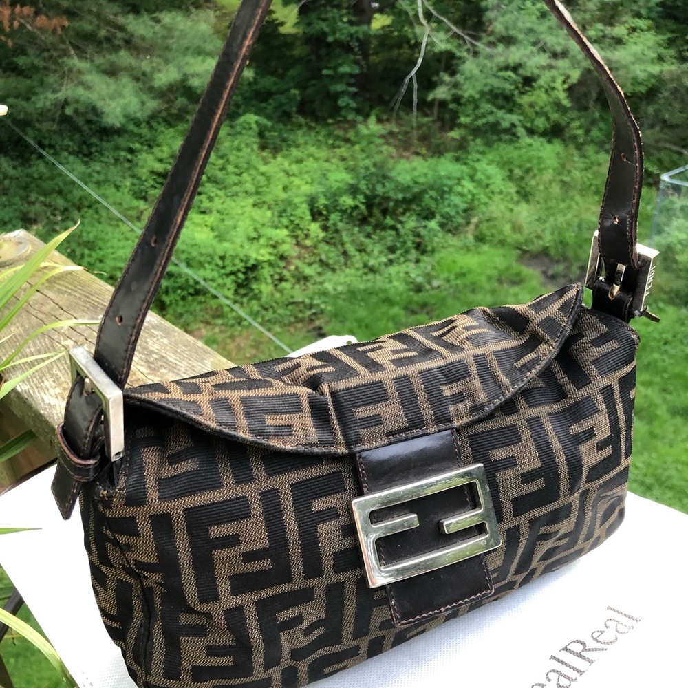 AUTHENTIC RARE FENDI ZUCCA BAGUETTE SHOULDER BAG - Picture 5 of 8